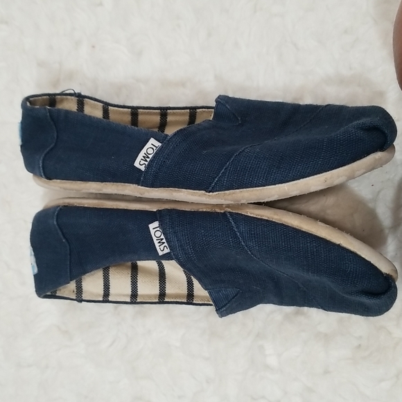 Tom's canvas Blue Shoes. 7 - Picture 7 of 8